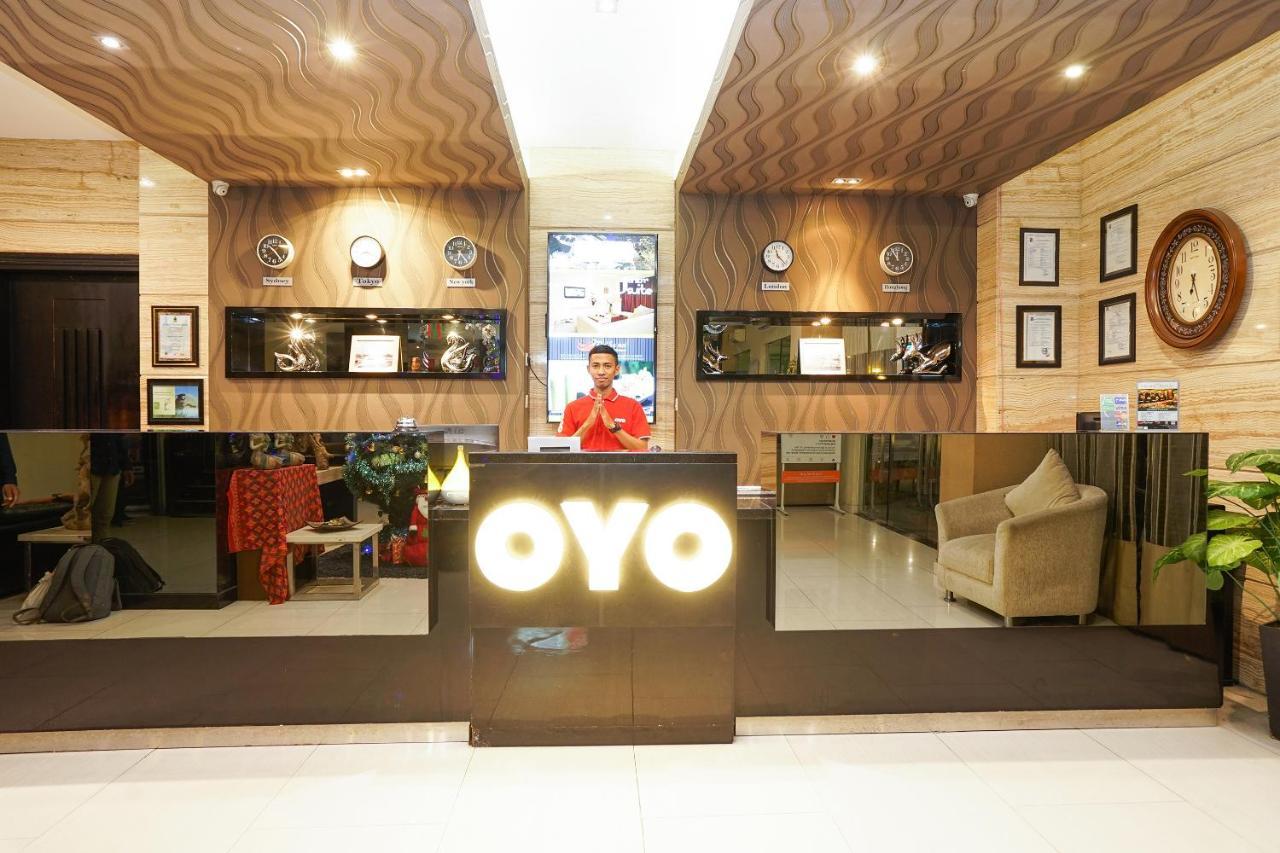 Oyo 197 Prime Royal Hotel Kapasari Экстерьер фото