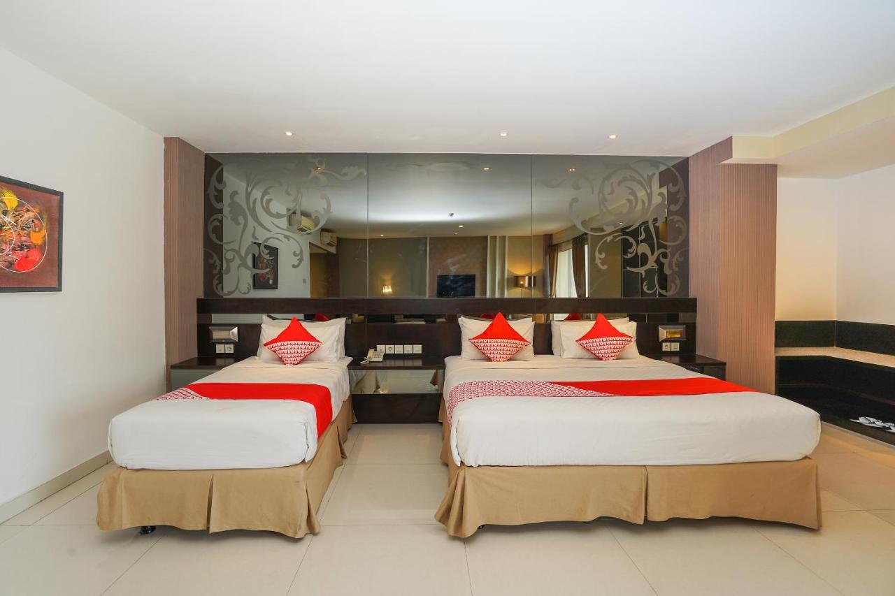 Oyo 197 Prime Royal Hotel Kapasari Экстерьер фото