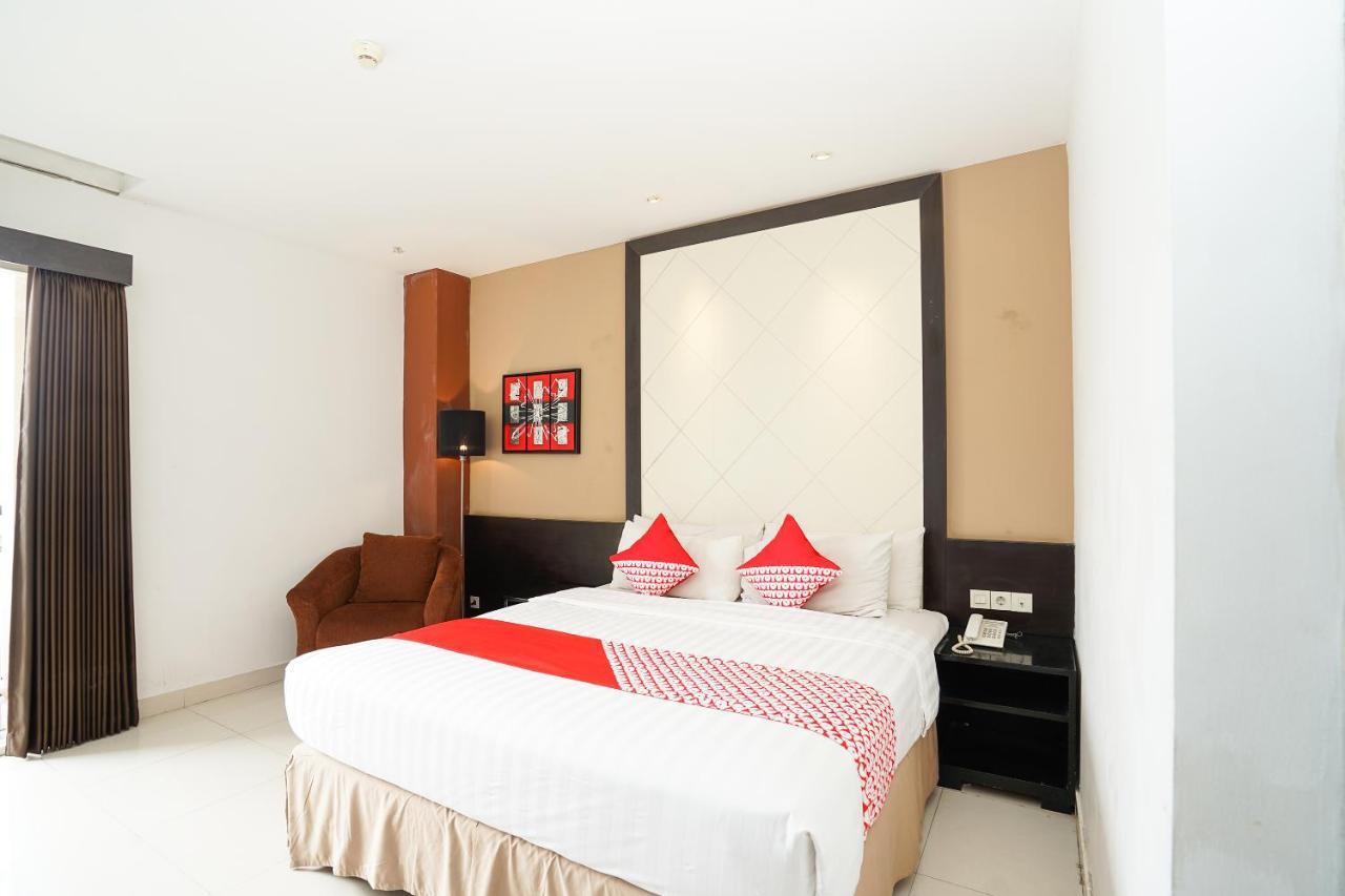 Oyo 197 Prime Royal Hotel Kapasari Экстерьер фото