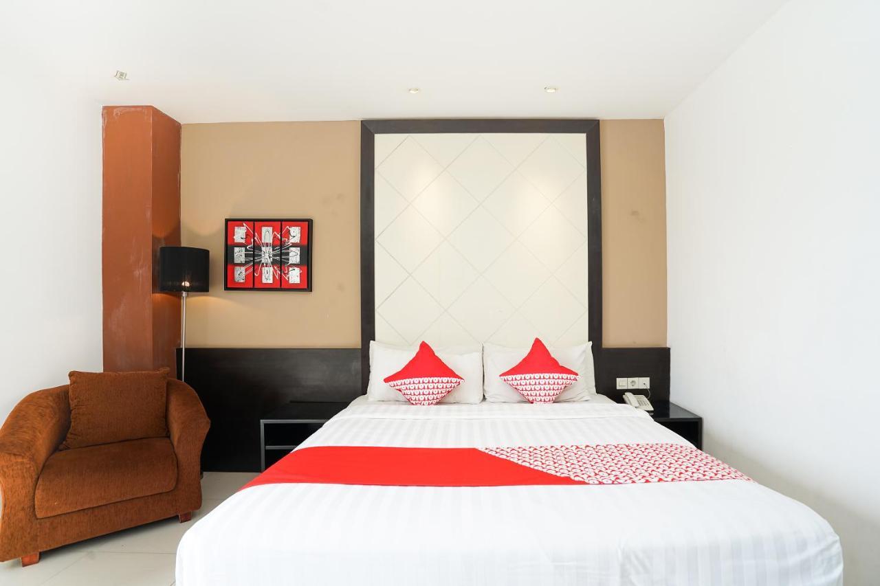 Oyo 197 Prime Royal Hotel Kapasari Экстерьер фото